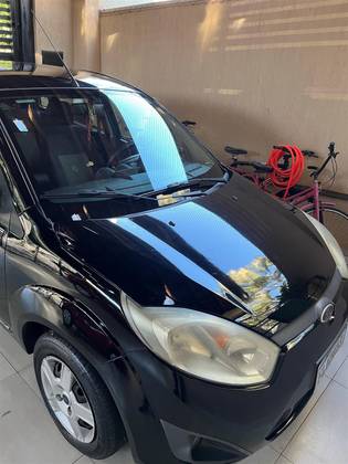 FORD FIESTA 1.6 ROCAM SE 8V FLEX 4P MANUAL FORD FIESTA 1.6 ROCAM SE 8V FLEX 4P MANUAL